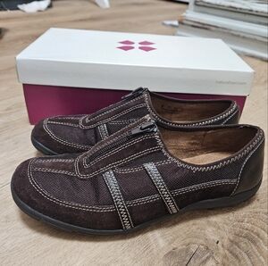 Naturalizer womens brown acorn zip up comfort slip on sneakers size 7